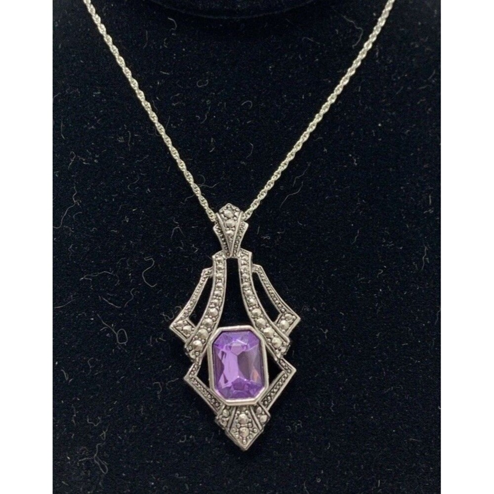 Vintage Avon Victorian Renaissance Style Glass Amethyst Marcasite Necklace 34”